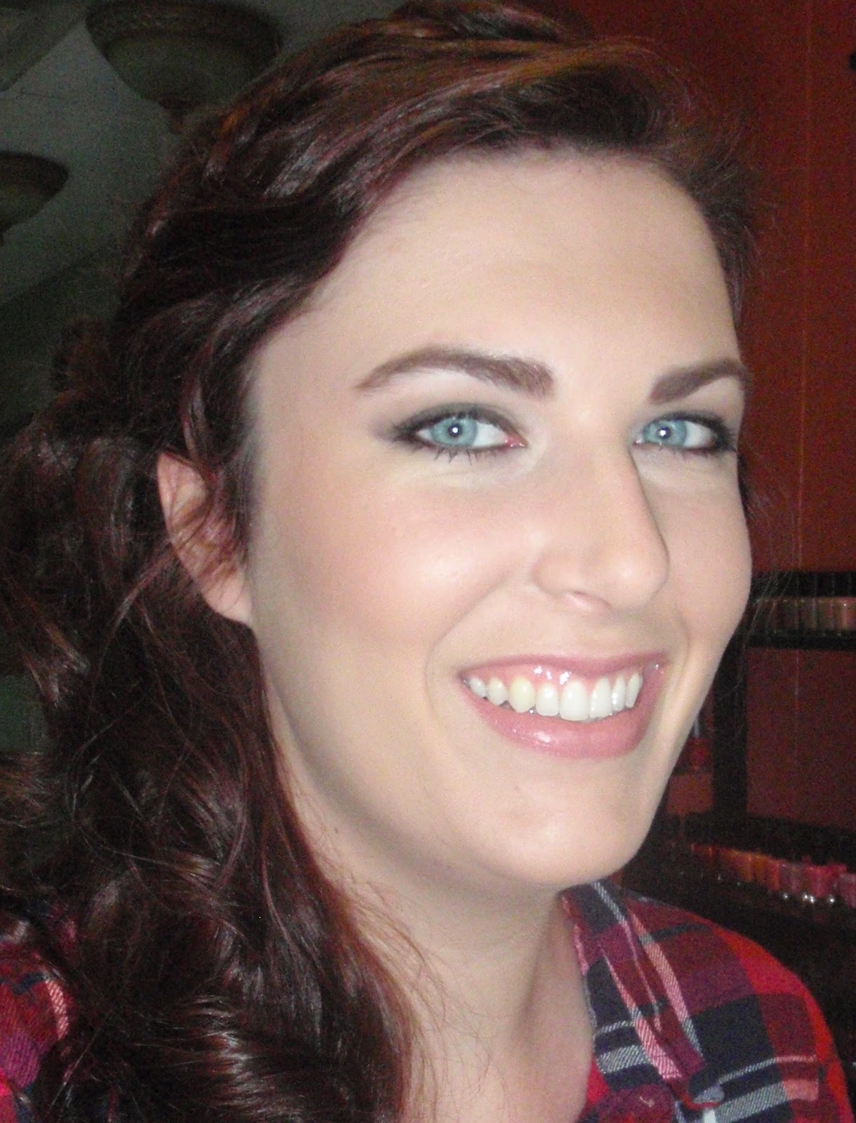 Wedding Makeup and Hair Ideas for a May Bride