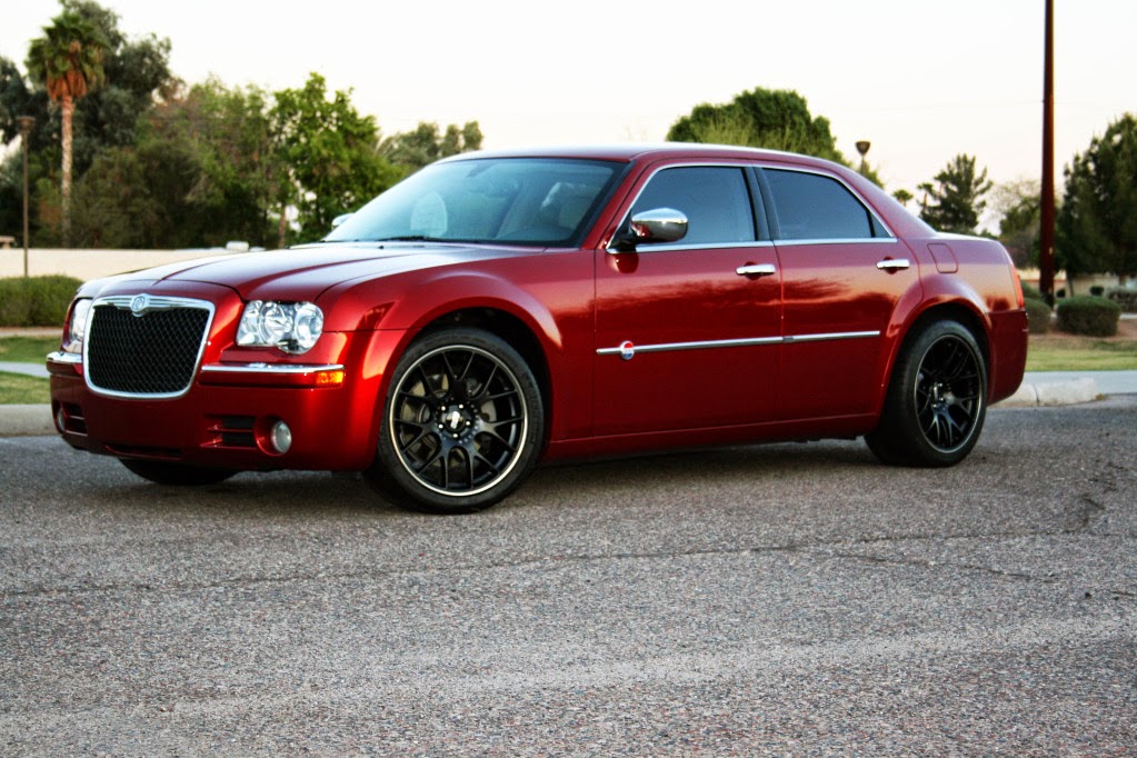 news cars new Chrysler 300C Heritage Edition model year 2006