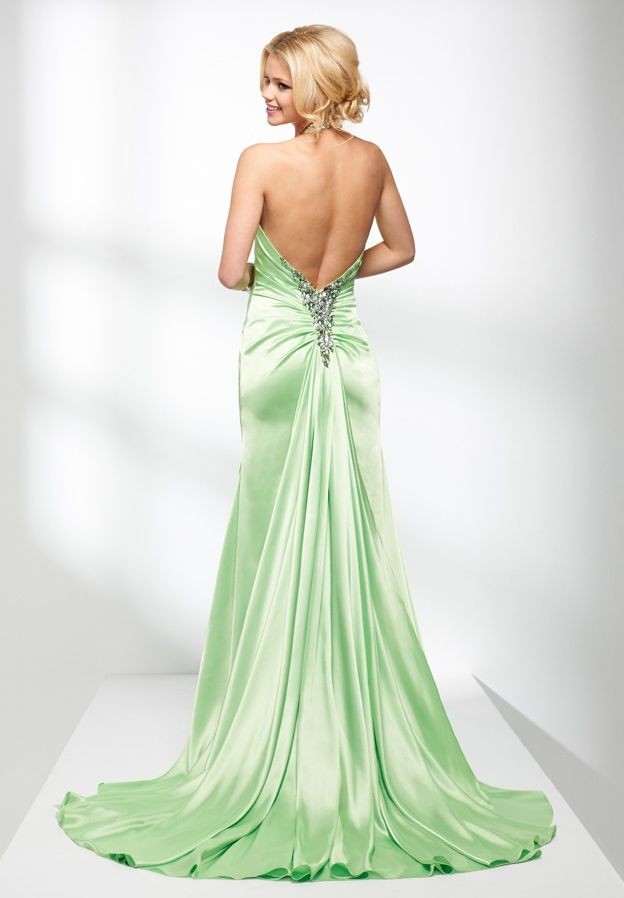 WhiteAzalea Sheath Dresses Elegant Halter Sheath Prom Dresses