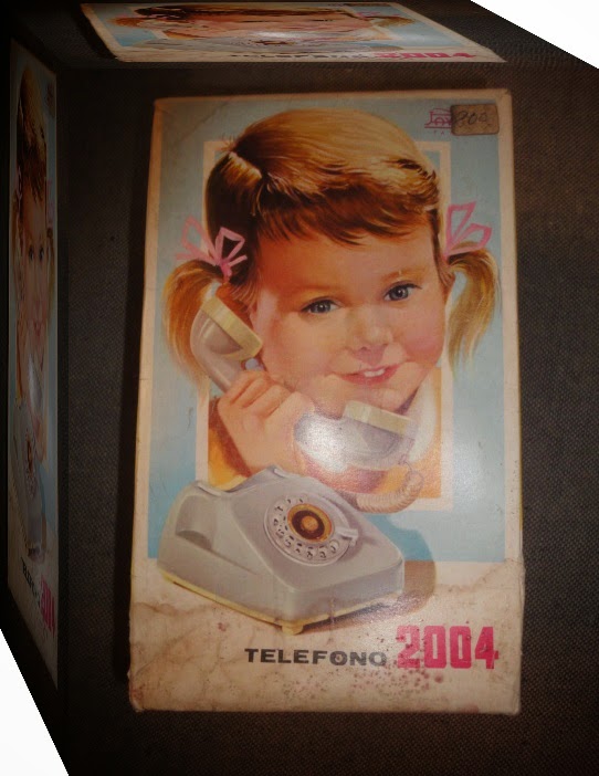 RIN TIN TIN Y JUGUETES ANTIGUOS TELEFONOS DE JUGUETE