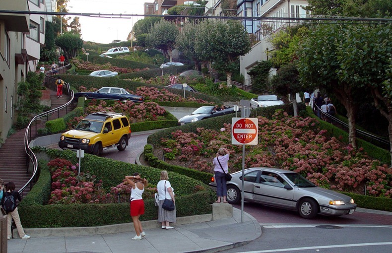 Pix Grove Lombard Street World's Most Crooked Street