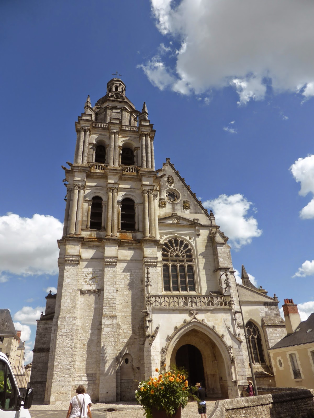 Loire Valley Experiences Church on Sunday...Blois Cathedral in pictures.