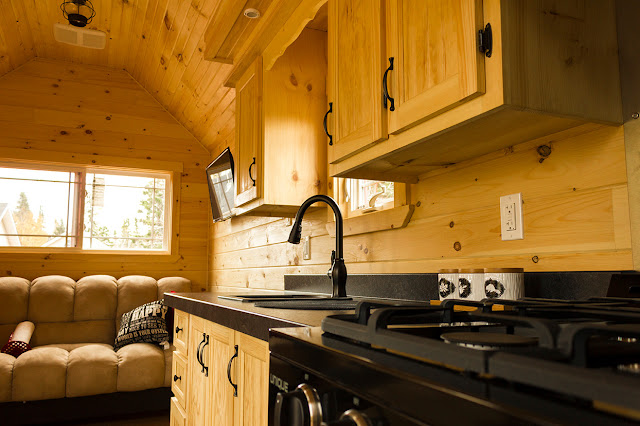 Rollin Cabins Tiny House 