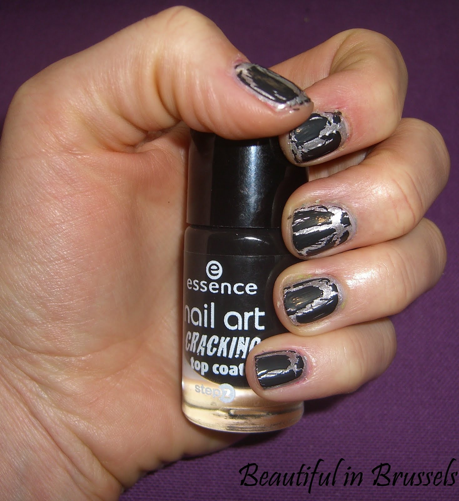 Beauty in Brussels Essence nail art cracking top coat review