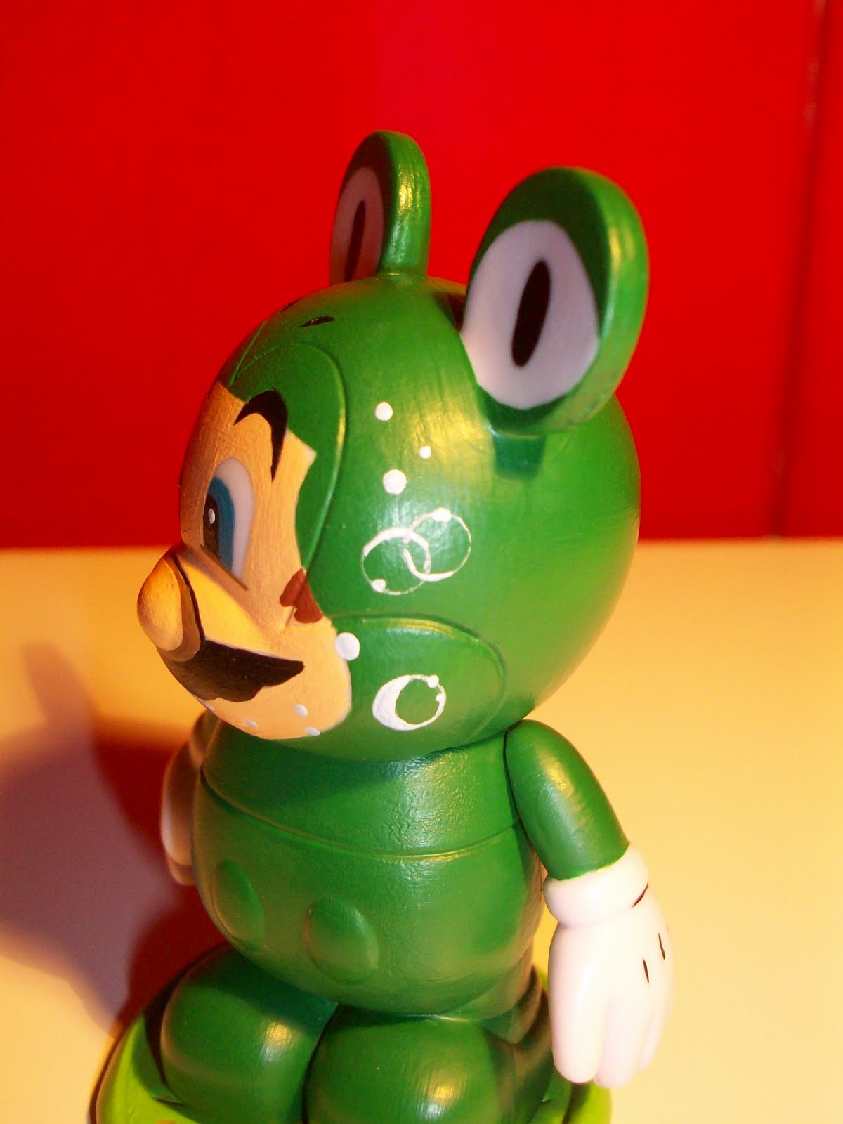 Joe of War Customs & Art 3" Frog Suit Super Mario Vinylmation with