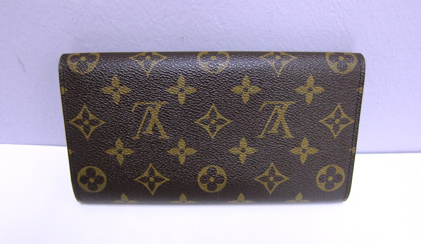 I Want Vintage | Vintage Designer Handbags: Louis Vuitton Monogram Long Wallet