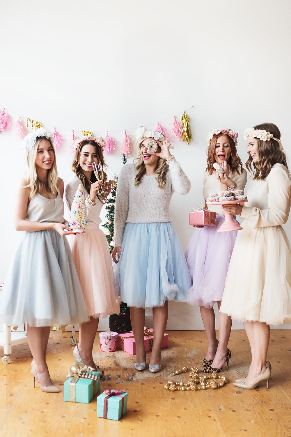 Toronto Bloggers Pink Christmas Photoshoot. Girlfriends wearing pastel tulle skirts | Bijuleni