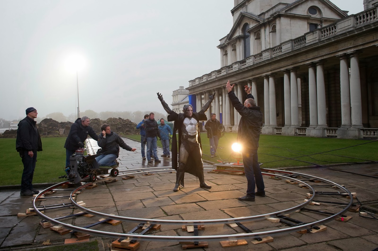SNEAK PEEK : "Thor :The Dark World"- Close On 'Malekith'