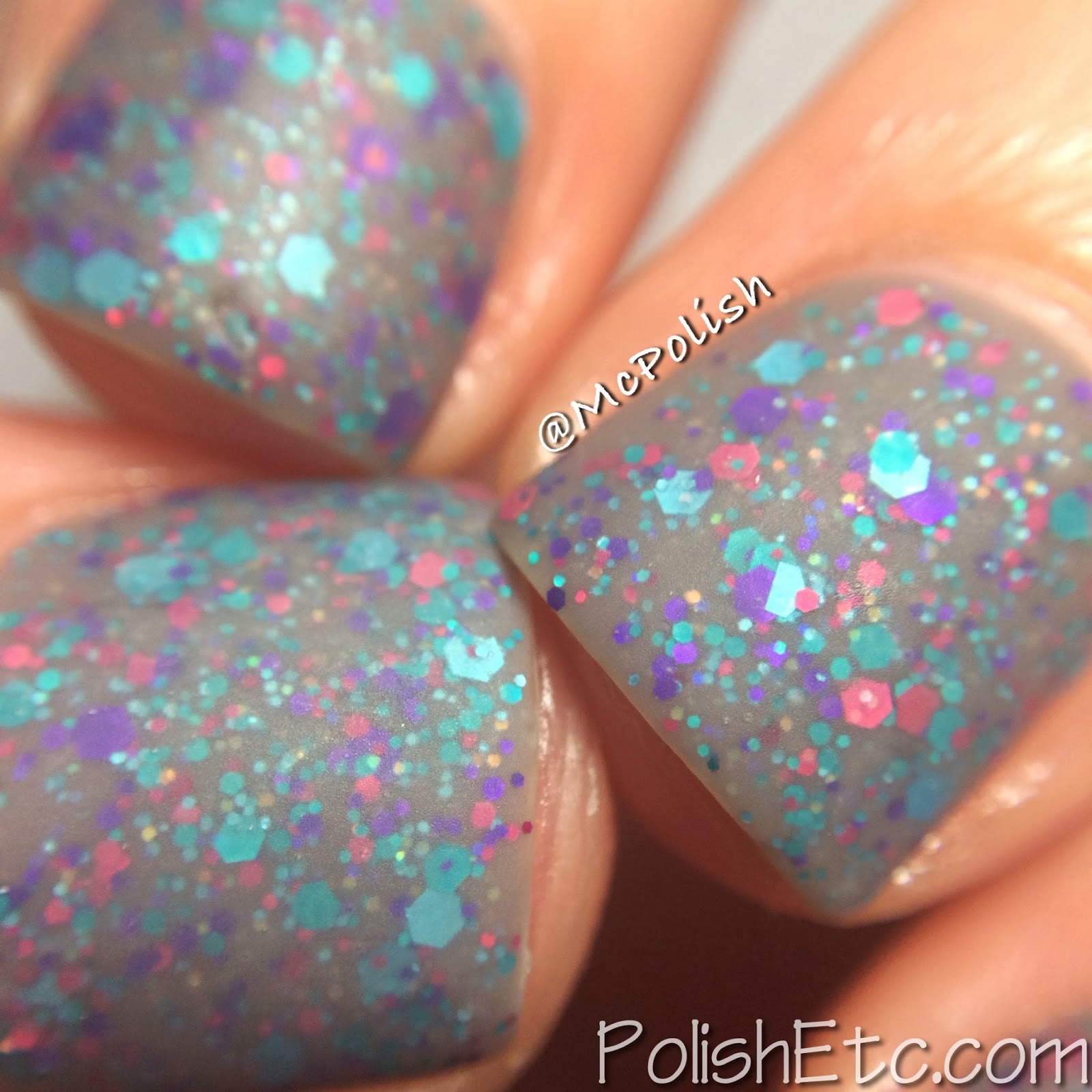 Loaded Lacquer Jiggles - Toasted Marshmallow macro
