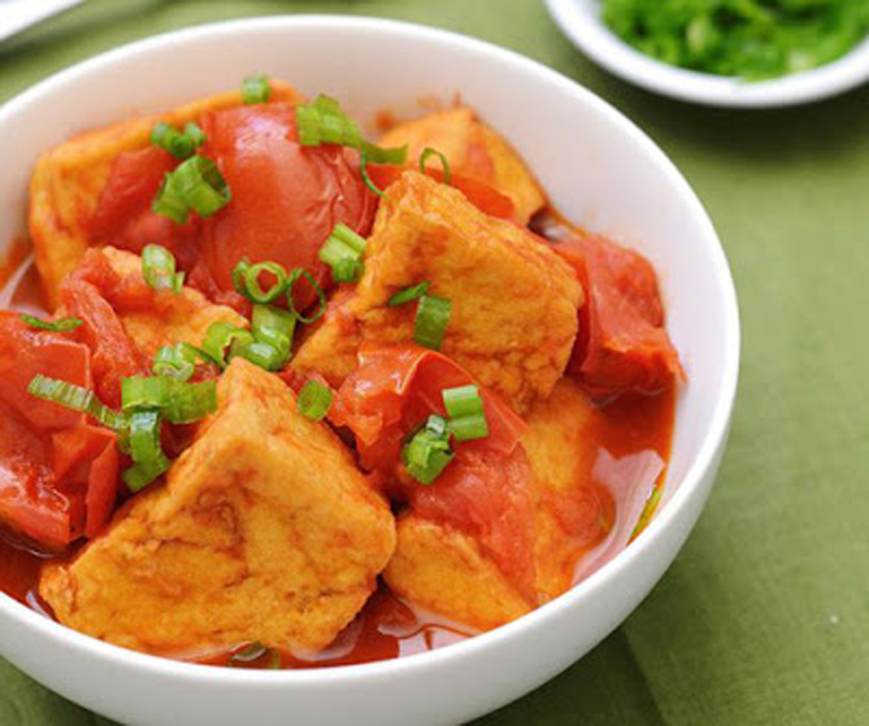 Đậu phụ chiên với cà chua