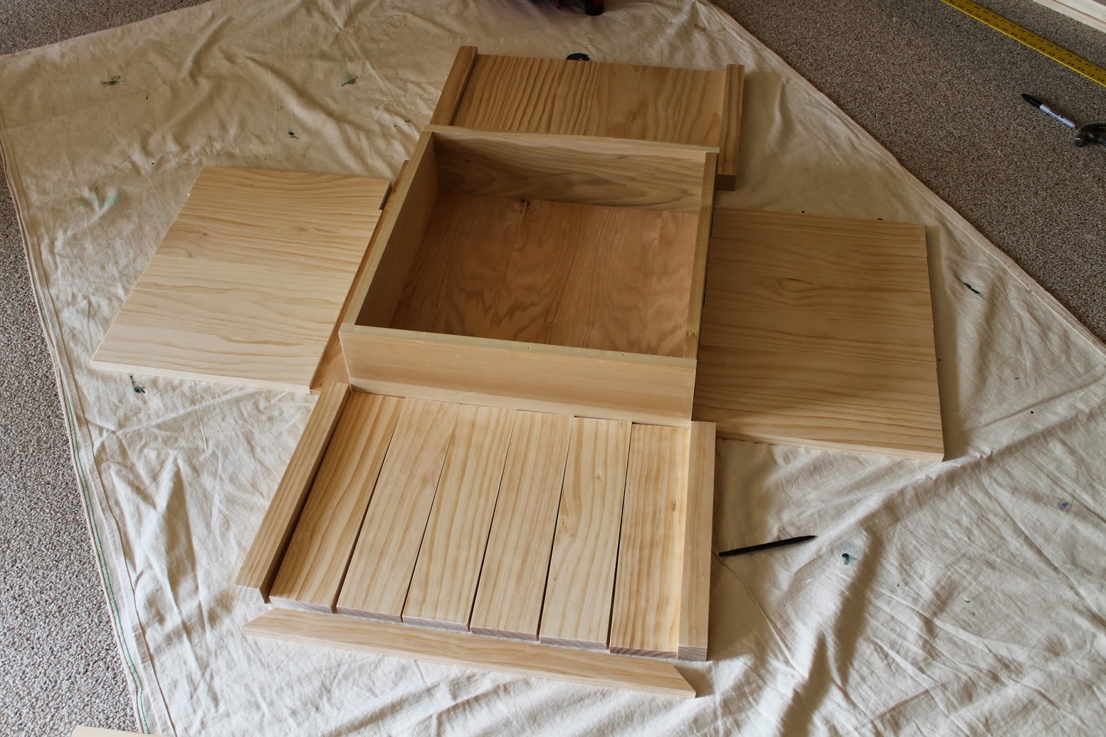Eric's Days of Battle: Christmas Tree Stand - DIY