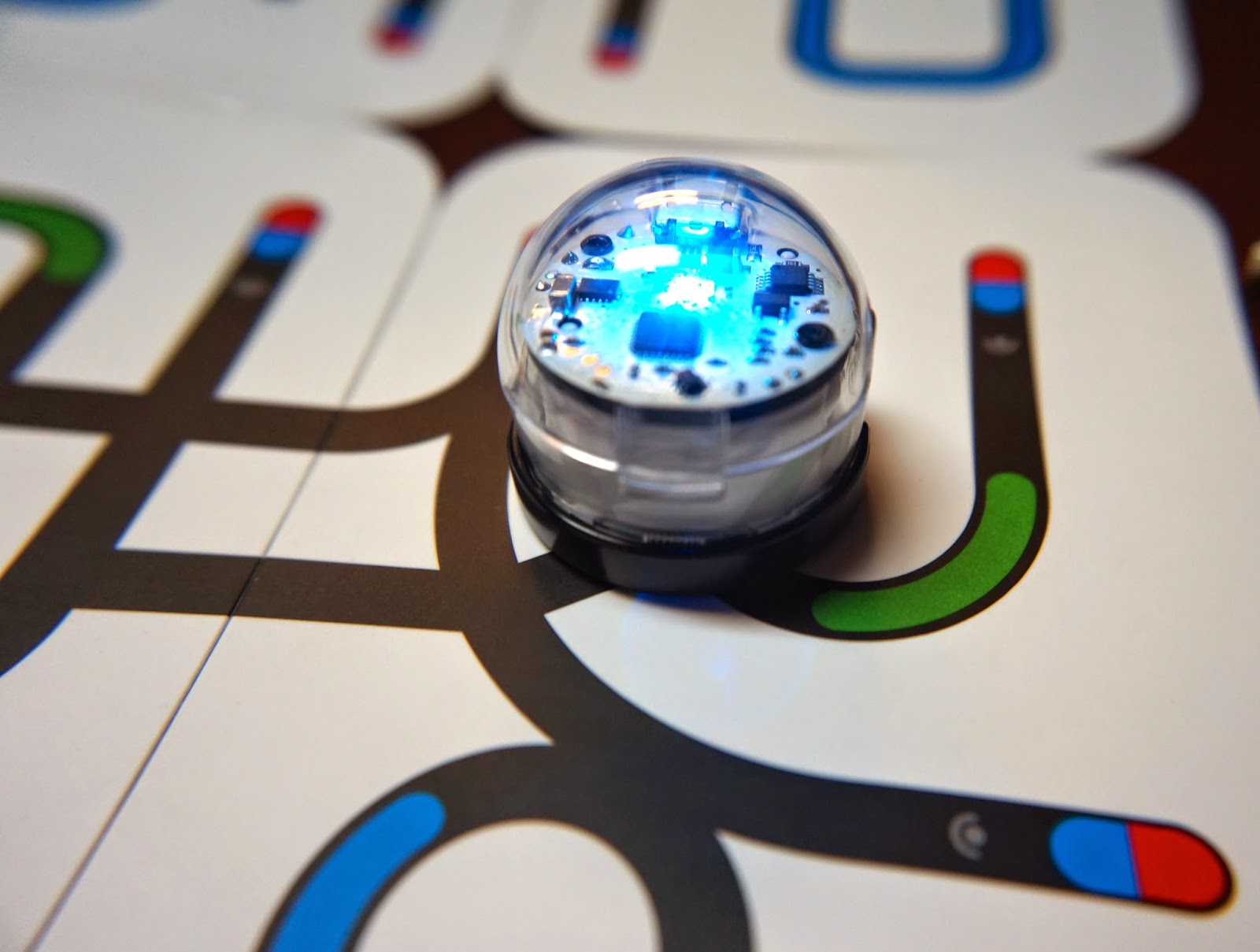 Ozobot, A Hot New Tech Toy GiftIdea