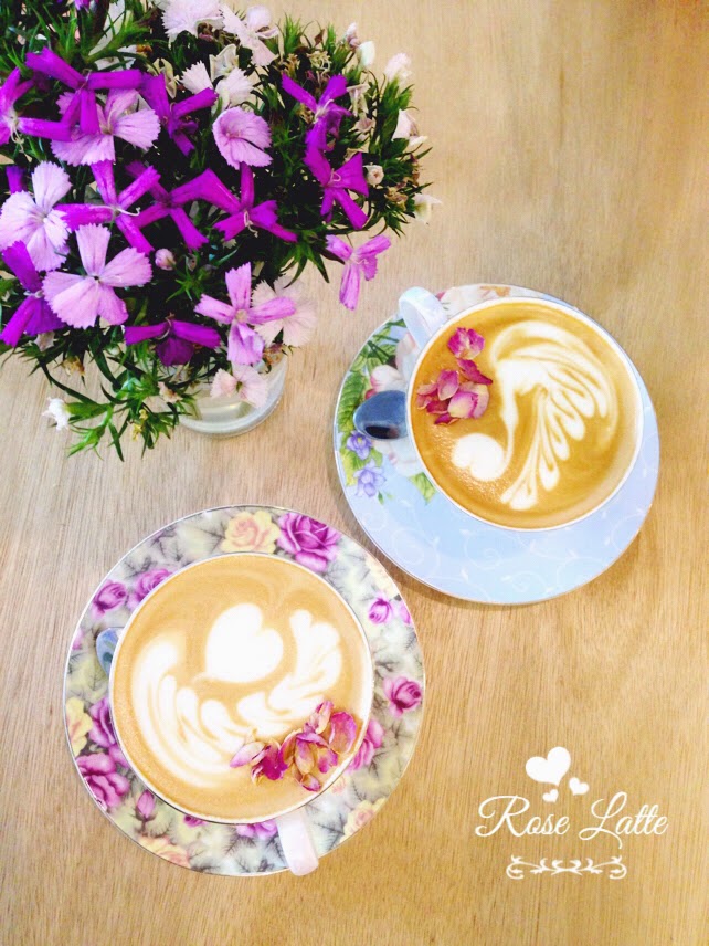 The Owls Cafe for waffle lovers by Bowie Cheong