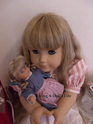 Living A Doll's Life : Kirsten's Mini Doll