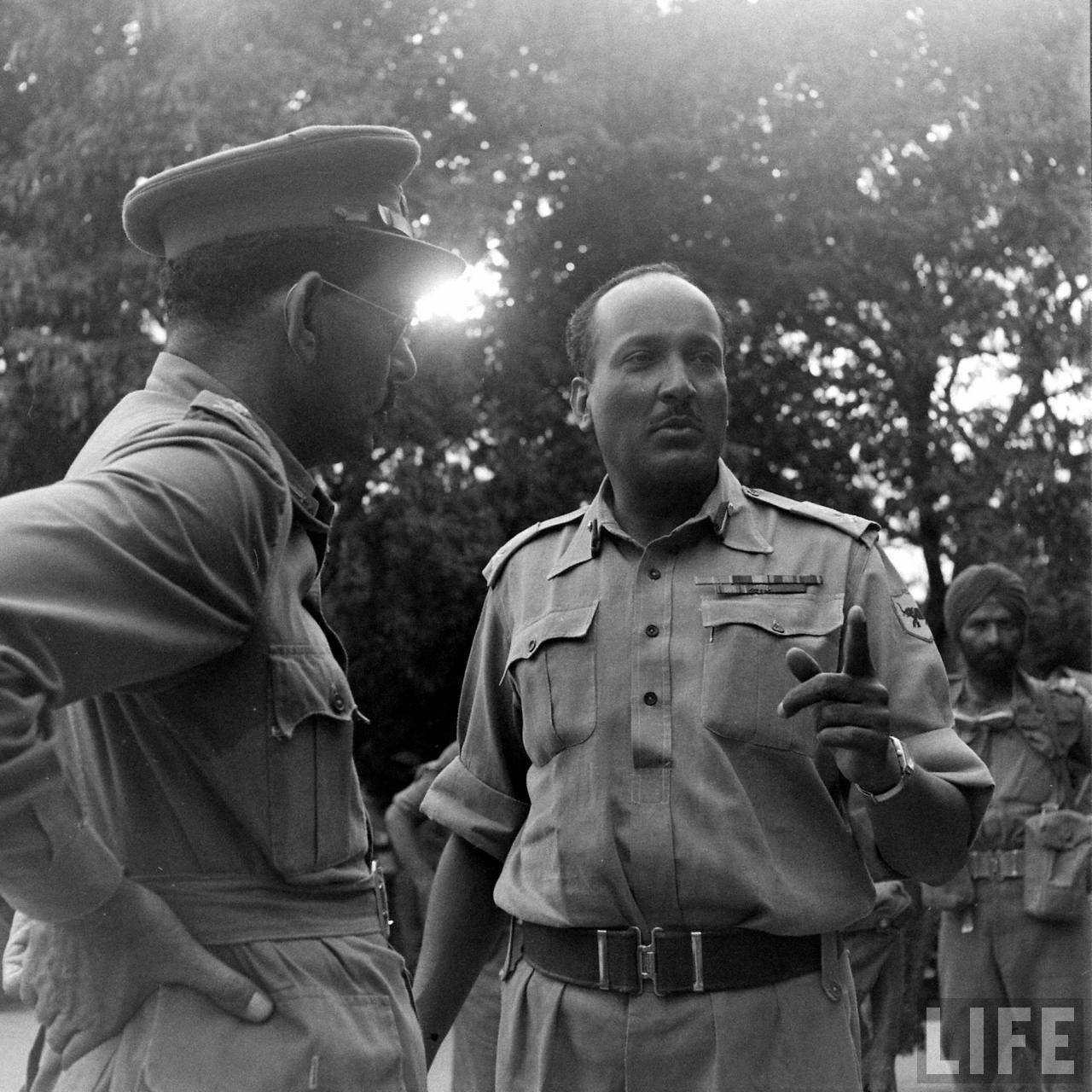 Major General Joyanto Nath Chaudhuri talking with Major General Syed Ahmed El Edroos, Commander-in-Chief of the Hyderabad State Forces | Operation Polo | Hyderabad Police Action | Annexation of Hyderabad, Hyderabad (Deccan), Telangana, India | Rare & Old Vintage Photos of Operation Polo, Hyderabad (Deccan), Telangana, India (1948)