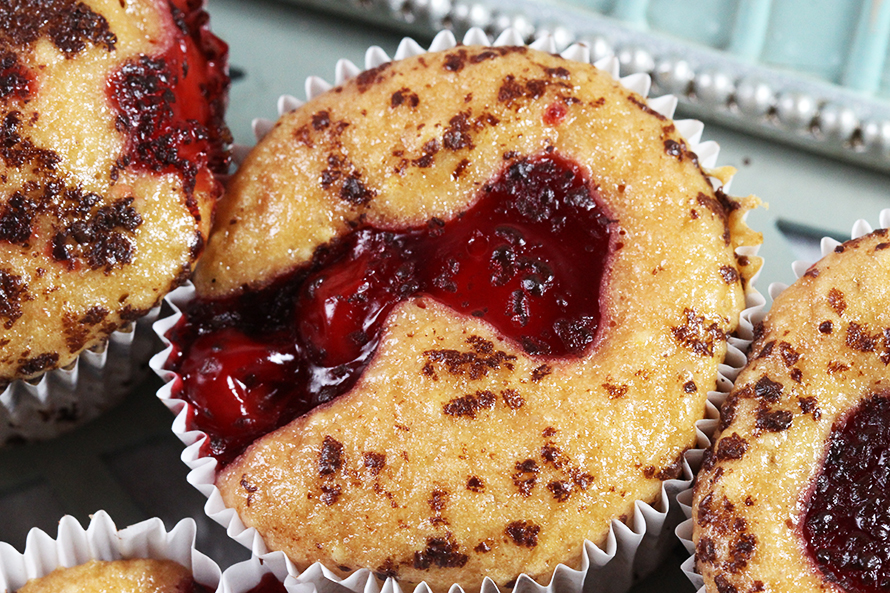 Cherry chocolate cupcakes This recipe is so easy and only 3 points per cupcake!