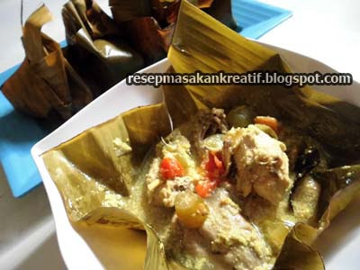 Salah satu cara mengolah ayam yang lezat di tempat Jawa yaitu resep bernafsu asem ayam Resep Garang Asem Ayam Kuah Segar Gurih Pakai Santan