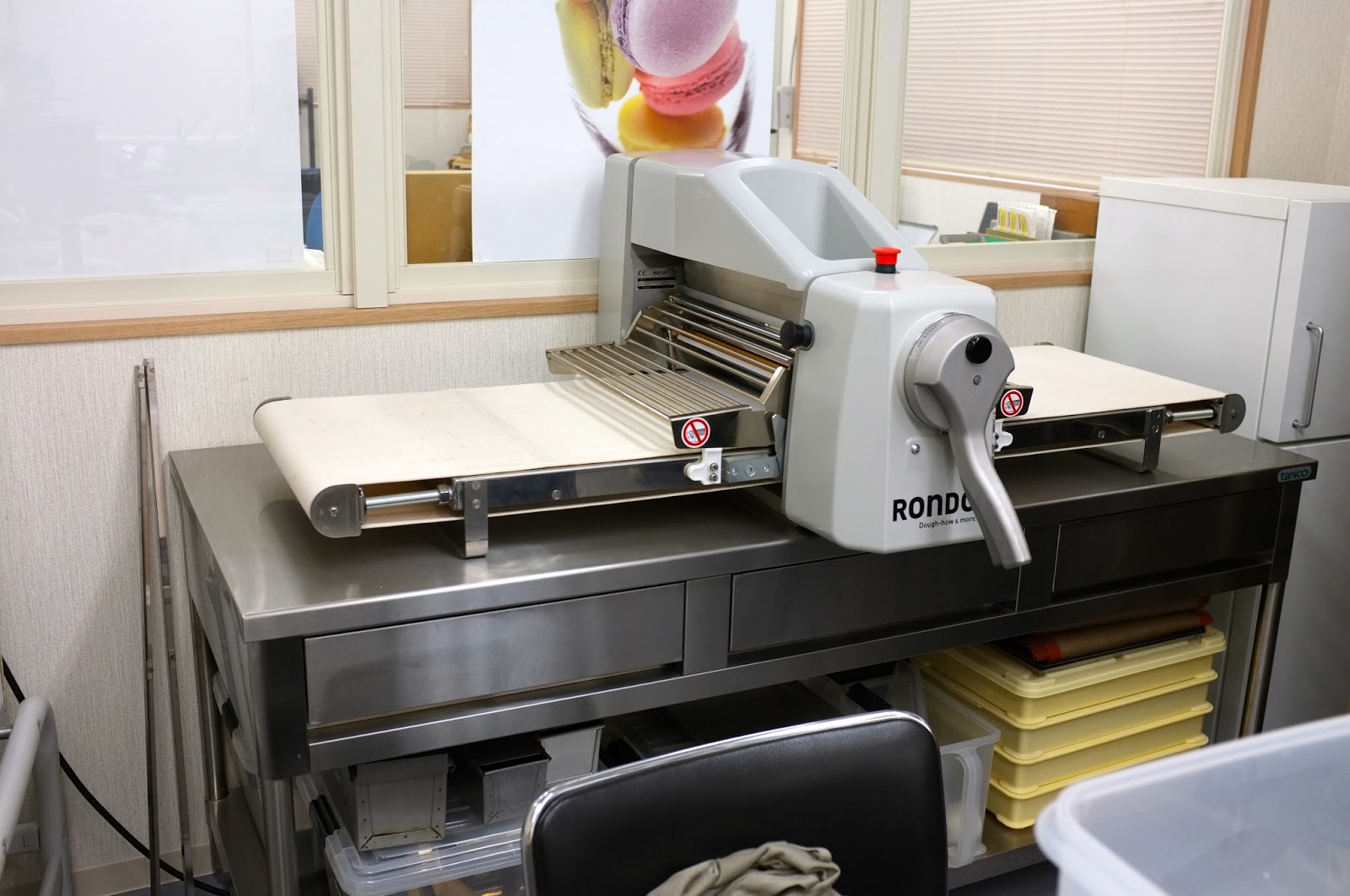 A little shop in Tokyo Test baking professional oven at