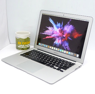 MacBook Air (13-inch, Late 2010) Bekas Di Malang