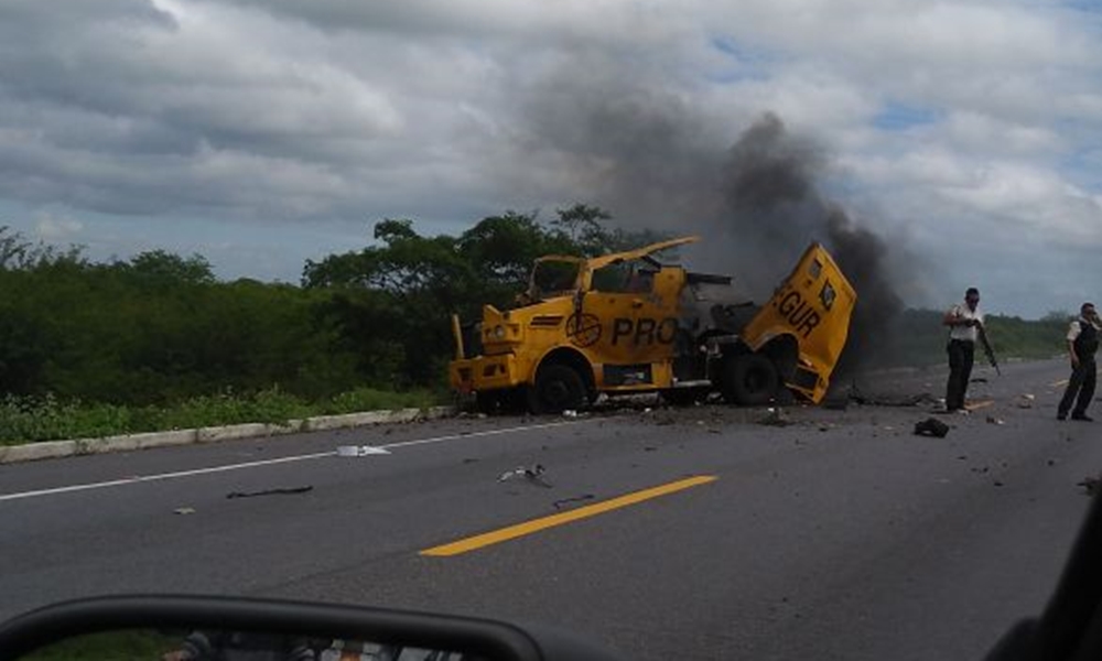 Resultado de imagem para bandidos explodem carro forte entre Assu e Mossoró