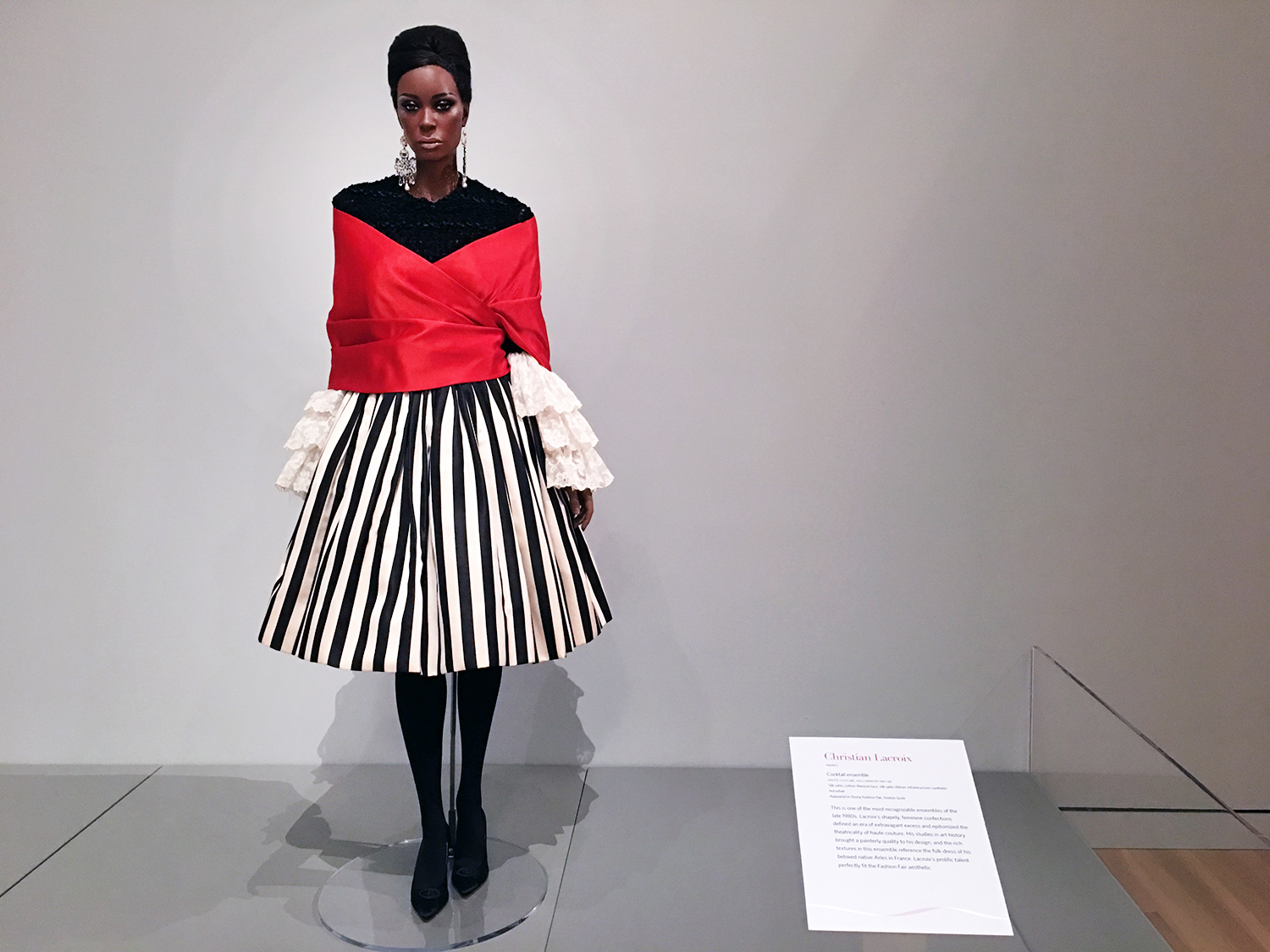 Black beauty: Minnesota History Center showcases vintage fashions of Ebony  magazine