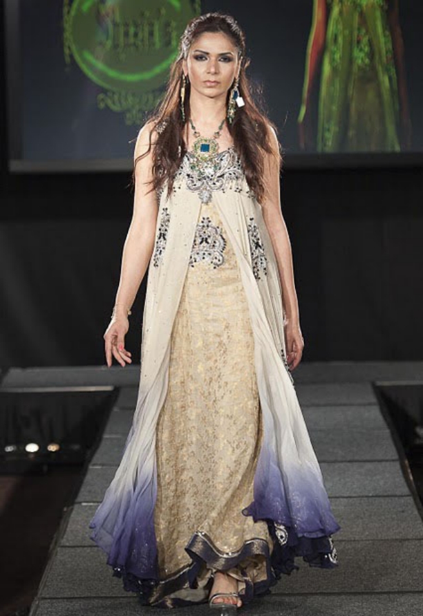 Arab Models Wear Beautiful Dresses | Ladies Mails