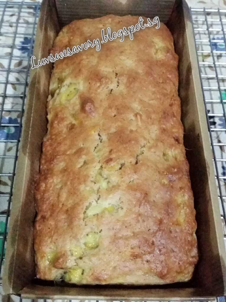 Luvswesavory Banana Bread with MapleCinnamon Applesauce