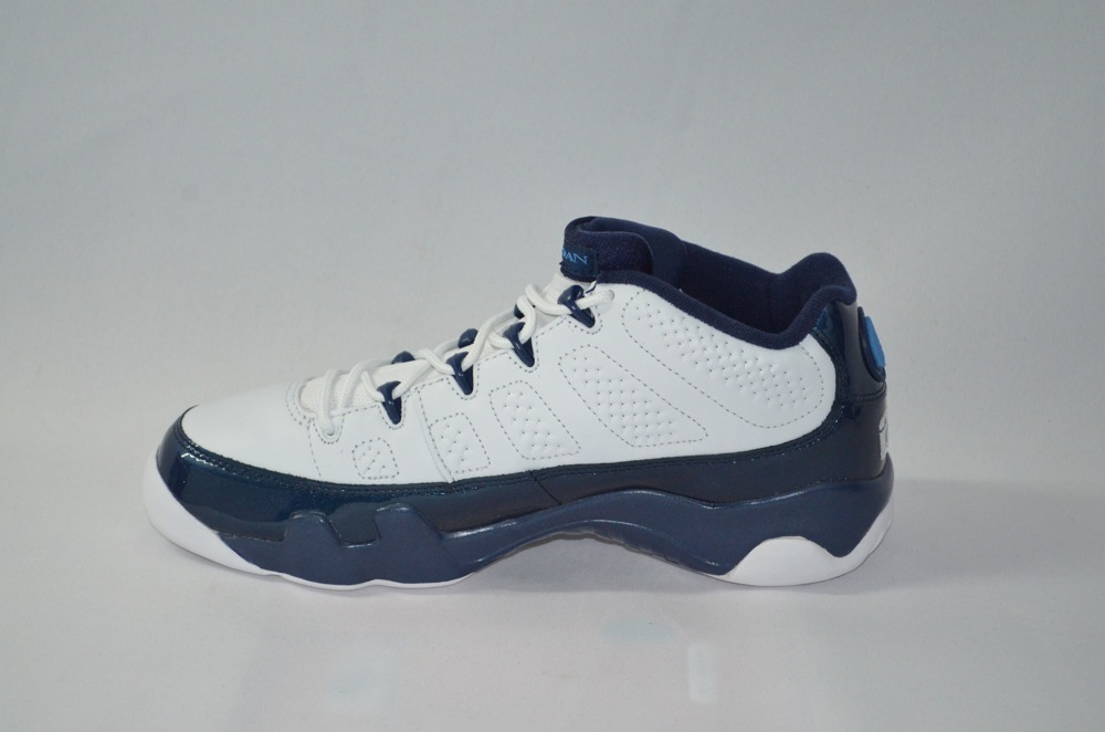 retro 9 pearl blue