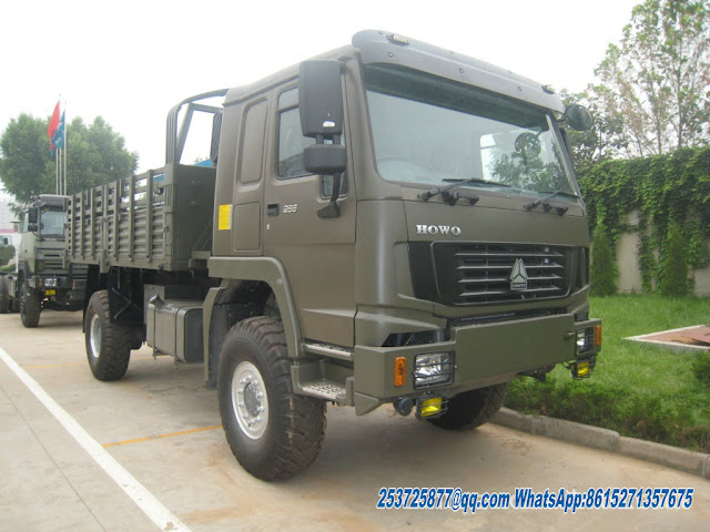 SINOTRUCK HOWO 4x4 All Wheel Drive Troop Carrier
