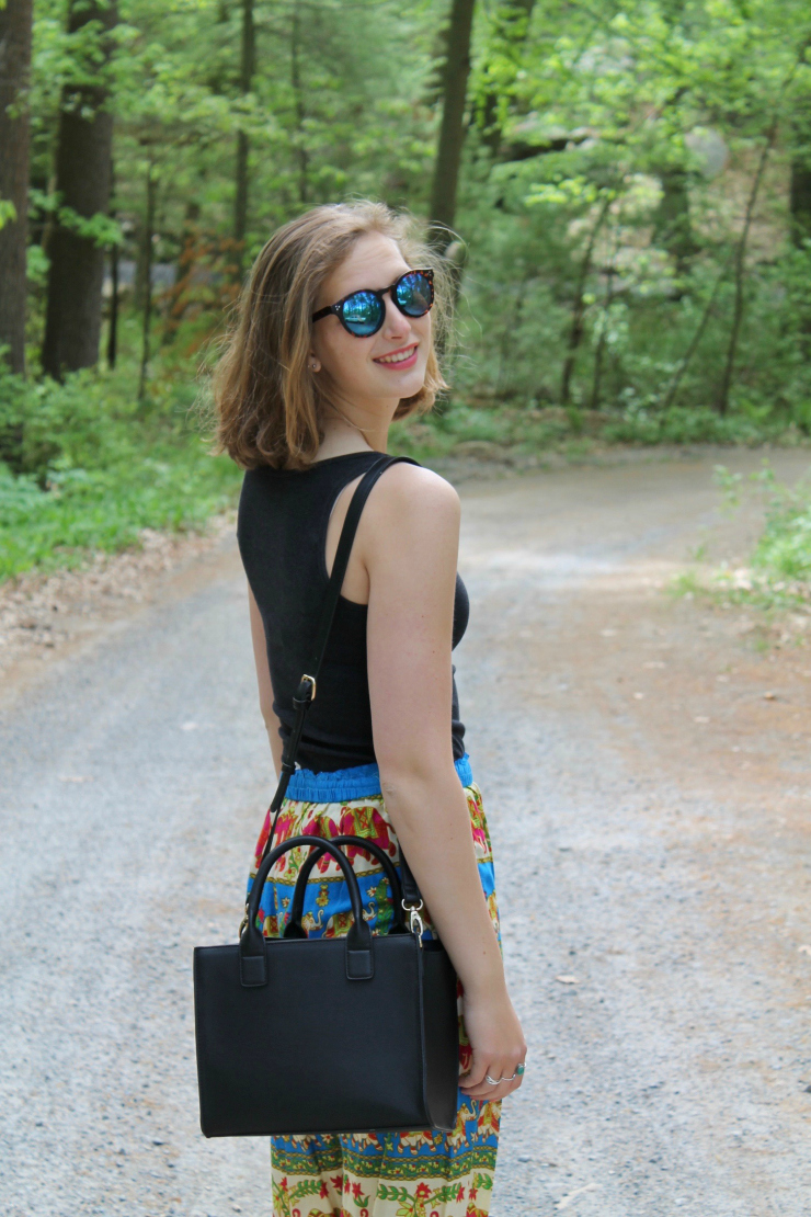 Harem elephant printed pants, black top, lace up espadrilles and simple black leather purse #casual
