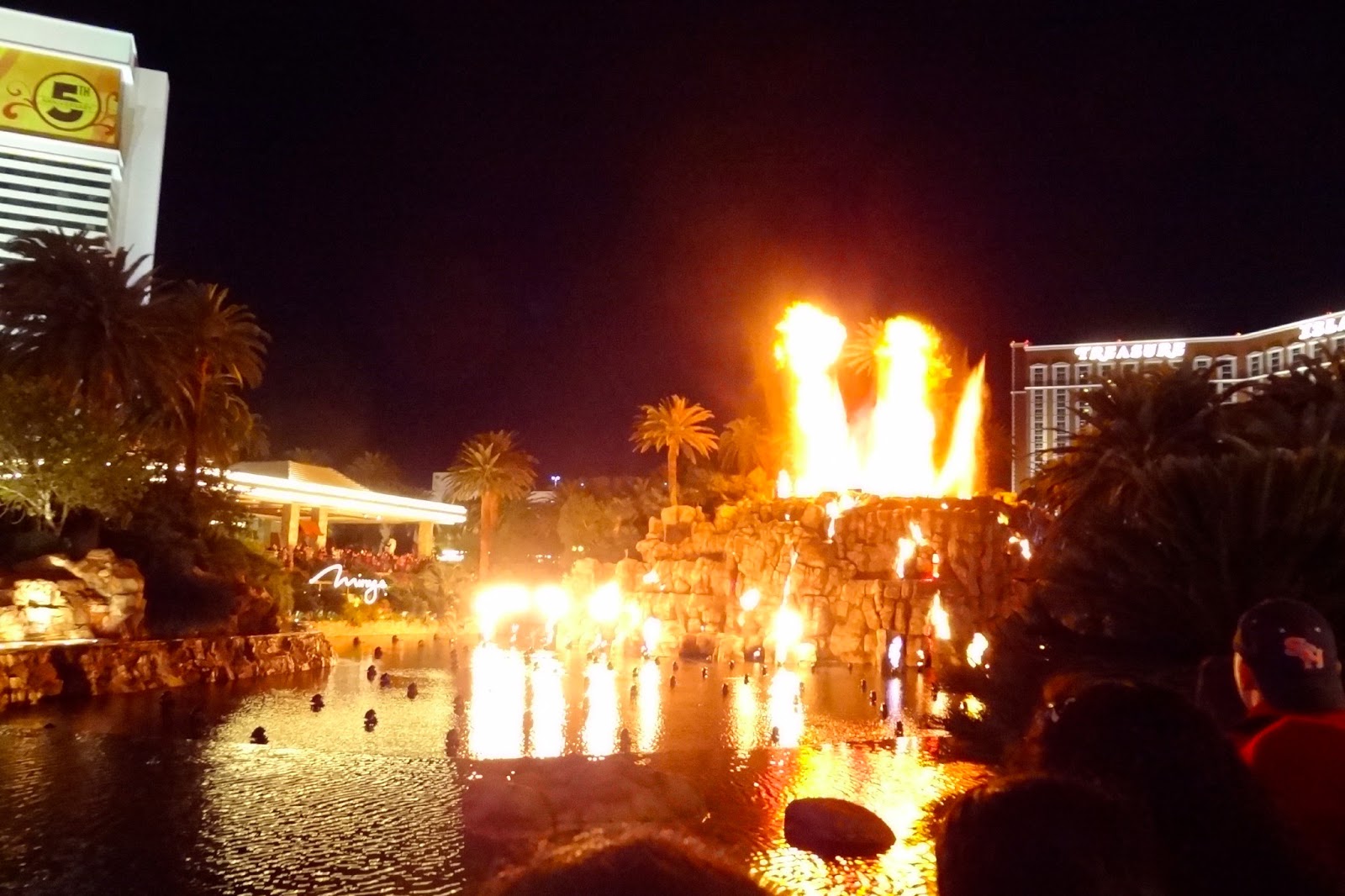 The Volcano at Mirage Las Vegas Pic of the Week The World of Deej