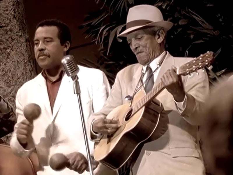 Compay Segundo - ¨El camisón de Pepa¨ - Videoclip. Portal Del Vídeo Clip Cubano - 05 Compay Segundo - ¨El camisón de Pepa¨ - Videoclip. Portal Del Vídeo Clip Cubano - 05