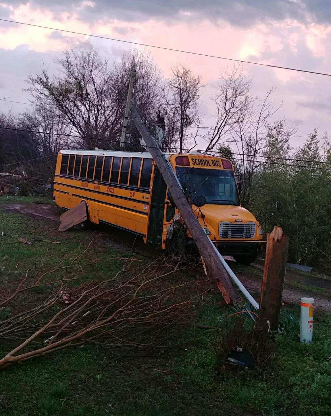 ELKMONT ALABAMA DAMAGE AROUND ELKMONT