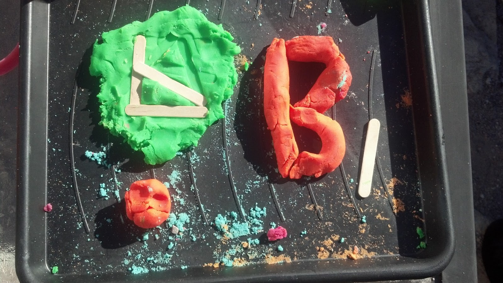 eTeachingMe Parent Chat 10 Ways to use Play Dough for Learning