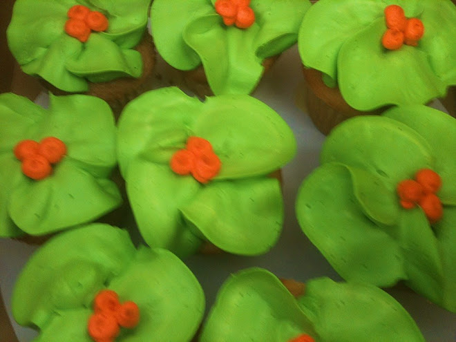 Hot_Lime_Tropical_Cupcakes