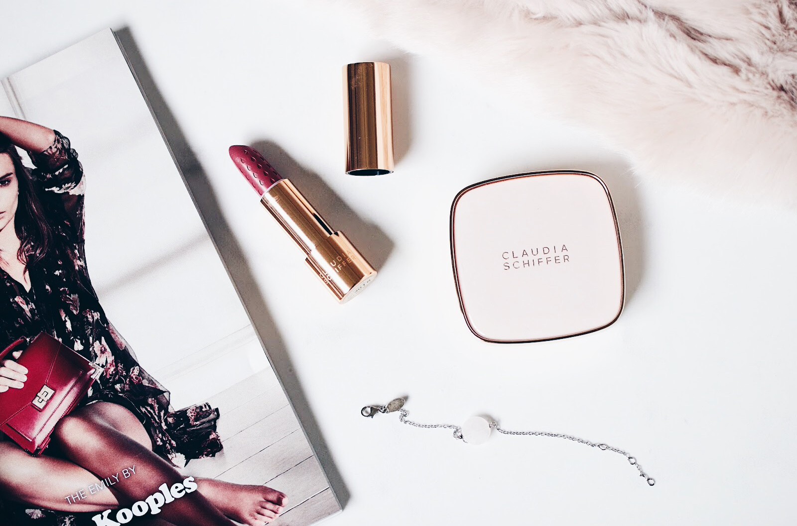 claudia schifer maquillage make up avis test swatches