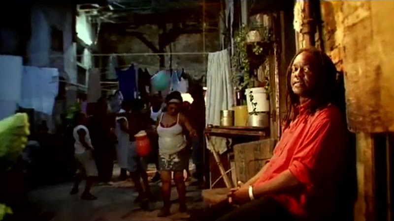 Gerardo Alfonso - ¨El revólver¨ - Videoclip - Dirección: Alejandro Gil. Portal Del Vídeo Clip Cubano - 03 Gerardo Alfonso - ¨El revólver¨ - Videoclip - Dirección: Alejandro Gil. Portal Del Vídeo Clip Cubano - 03