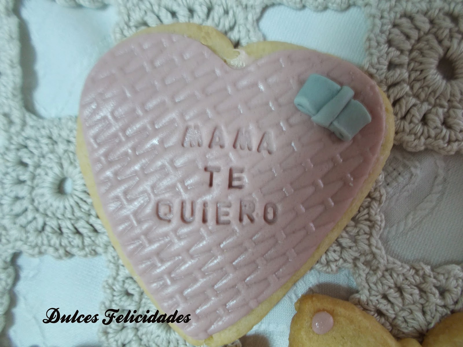 Galletas con aceite de girasol decoradas para el día de la madre Galletas con aceite de girasol decoradas para el día de la madre