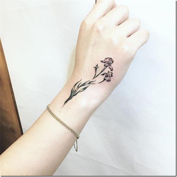 Tatuagens de flores para as mulheres Tatuagens de flores para as mulheres