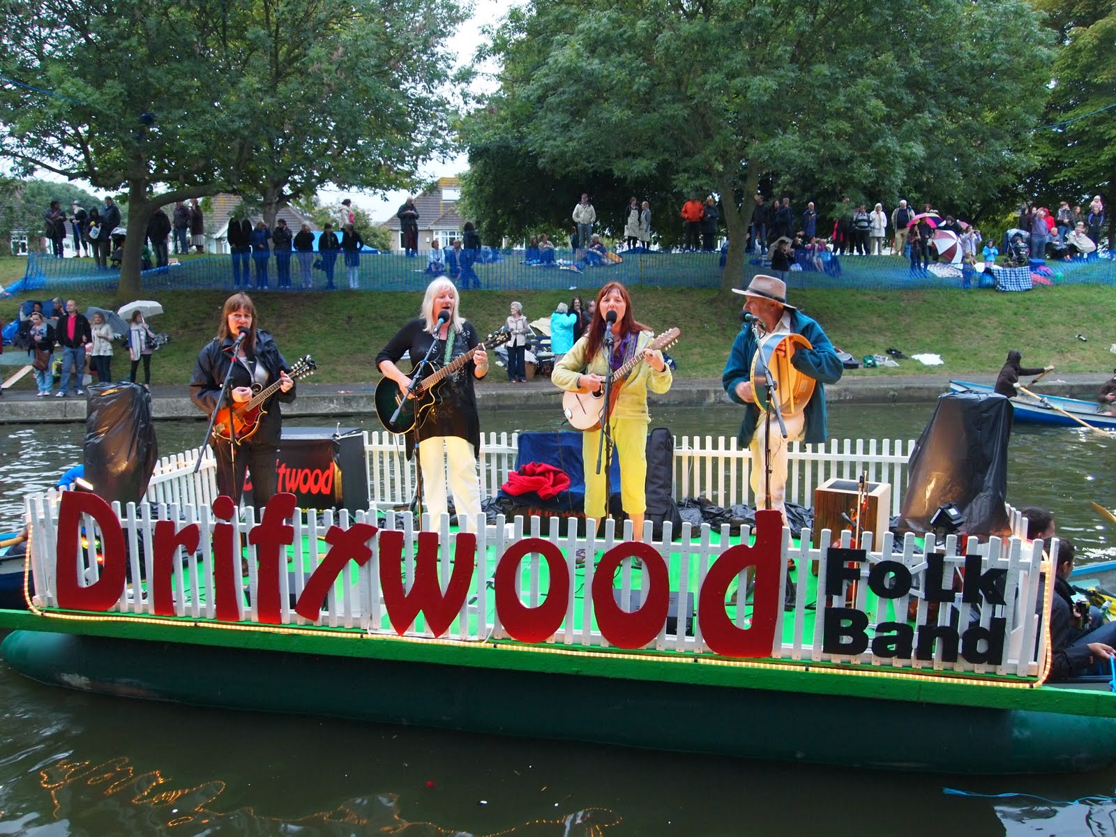 Driftwood Folk Band Deal Kent