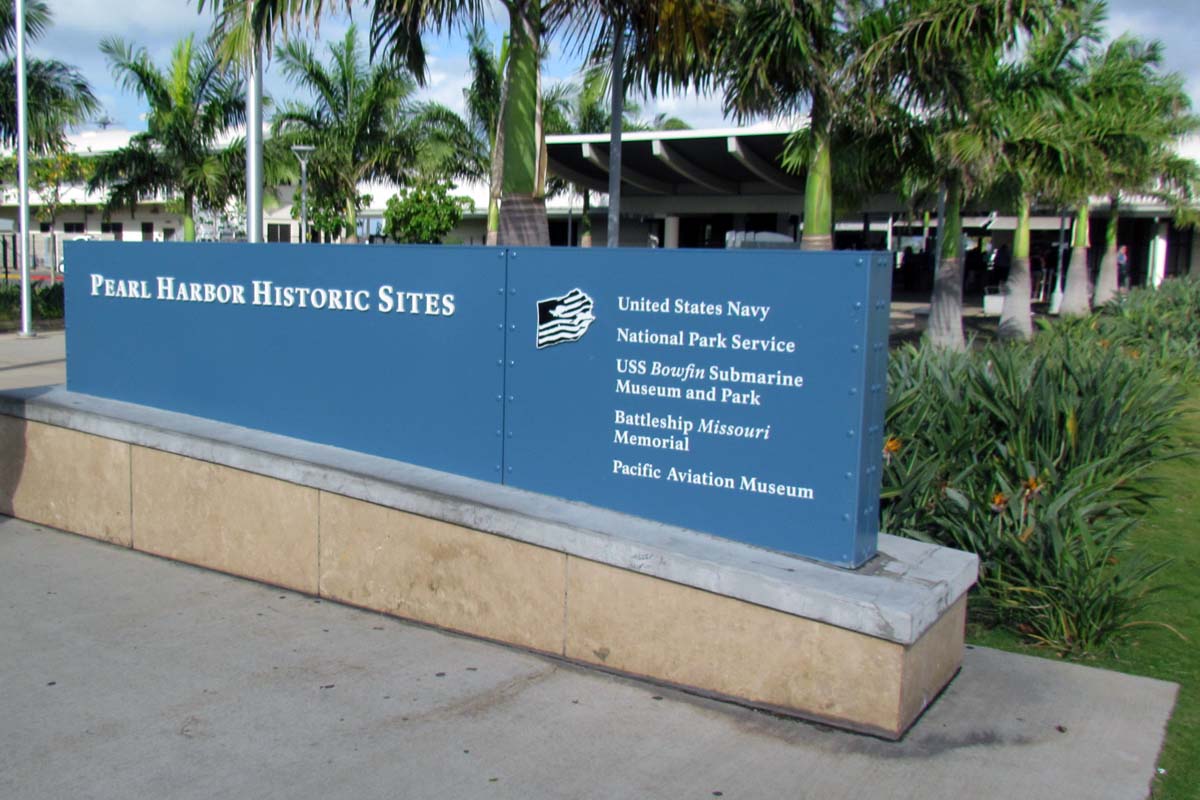 The Agatelady: Adventures and Events: Pearl Harbor Tour – Post 1