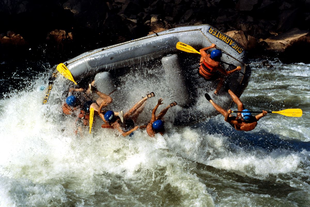 Afrika: Afrika s kolesom 15 Rafting na reki Zambezi