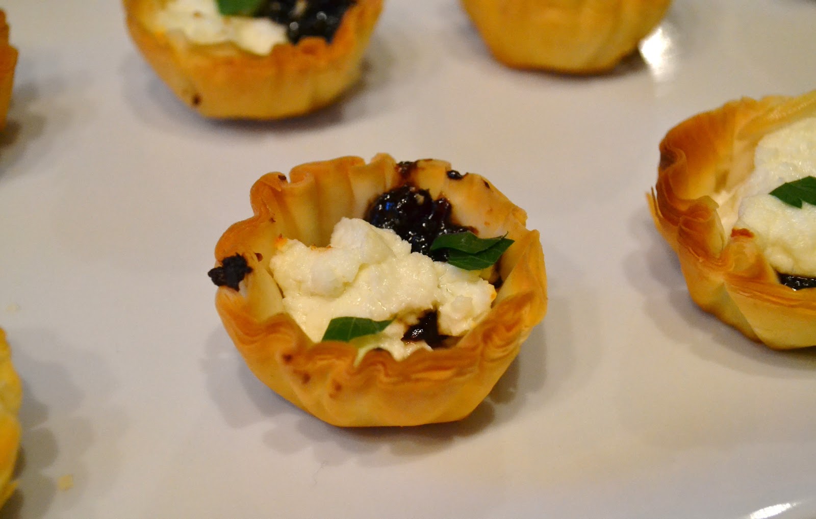 Parties and Pearls The Easiest Impressive Appetizer Fig and Goat