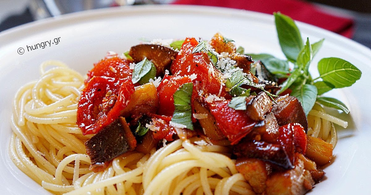Kitchen Stories Tomato & Eggplant Sauce Pasta