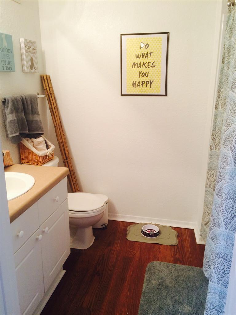 Female room for rent by UCF Nice Rooms & Roommates