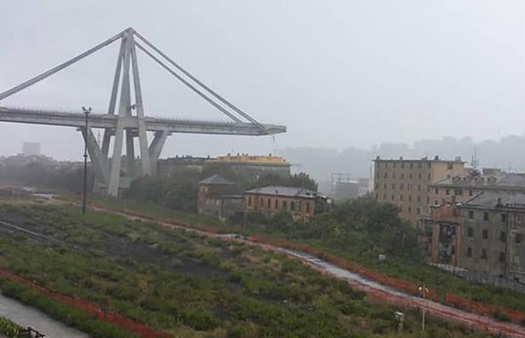 Desabamento de viaduto deixa mortos e feridos na Itália