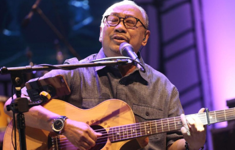 www lagu ebiet g ade www lagu ebiet g ade