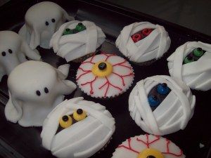 Halloween gâteau fondant fantôme momie Halloween gâteau fondant fantôme momie