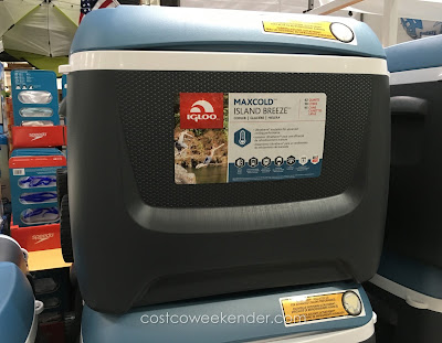 Igloo Maxcold Island Breeze Rolling Cooler - Perfect for summer fun at the beach