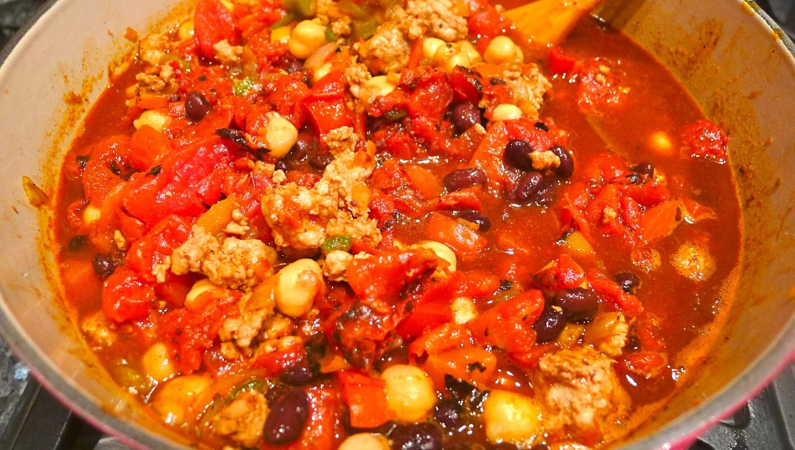 newFOOD tuesdayz Garbanzo and Black Bean Turkey Chili